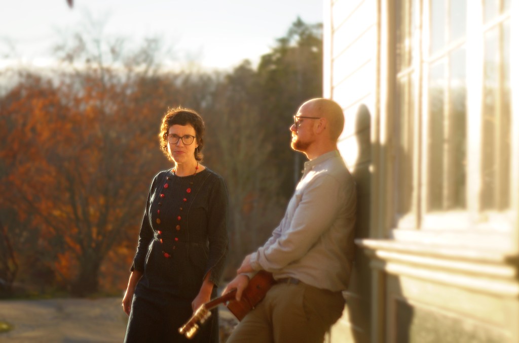 Artistbild med Lovisa Westbacke och Daniel Petrén.